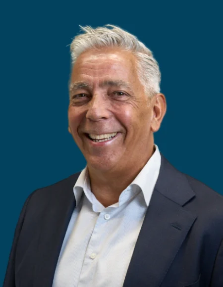 Profielfoto-trainer-website-8-experts-r2b5x39of85u7f0etza5ln6llbmek1cx3o9wxg4ca0